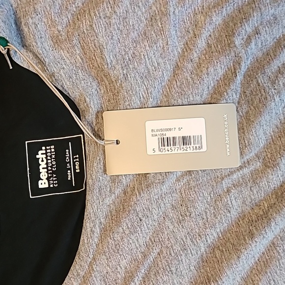 Bench Women's T-shirt dress small black/gray NWT long sleeve lined - Picture 3 of 9